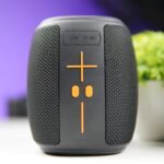 HM805 Speakers