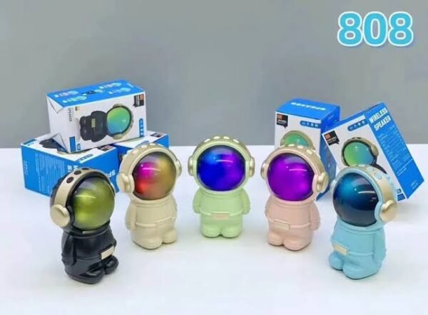 7 Astronaut X-808 Speaker